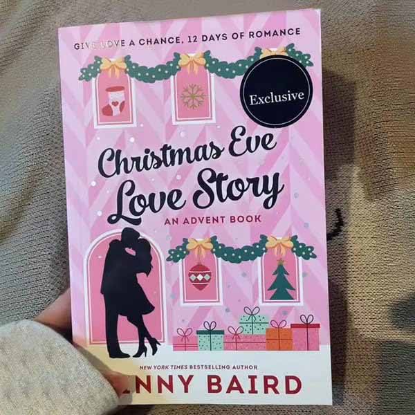 Christmas Advent Book- A New Chapter Each Day