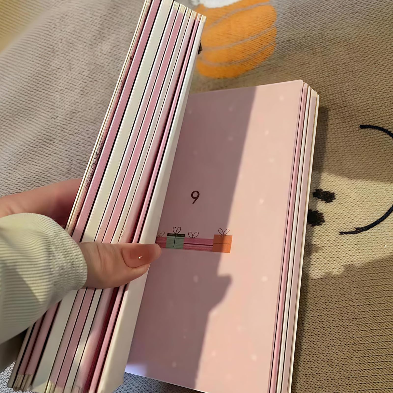 Christmas Advent Book- A New Chapter Each Day