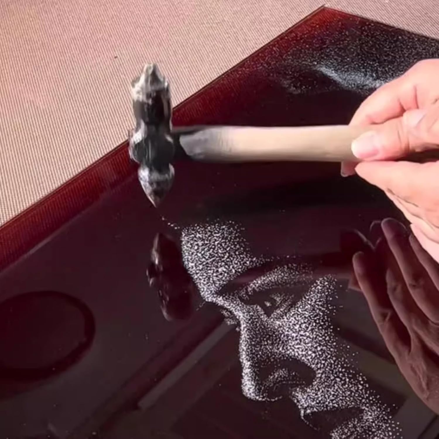 Hammer Glass Art Painting, LED Frameless Glass Panel Decoration, Contemporary Decor Ready to Hang, Living Room, Bedroom ＆ Office, Pets, Anniversaries and other Customized Gifts (XL 30 * 40CM)