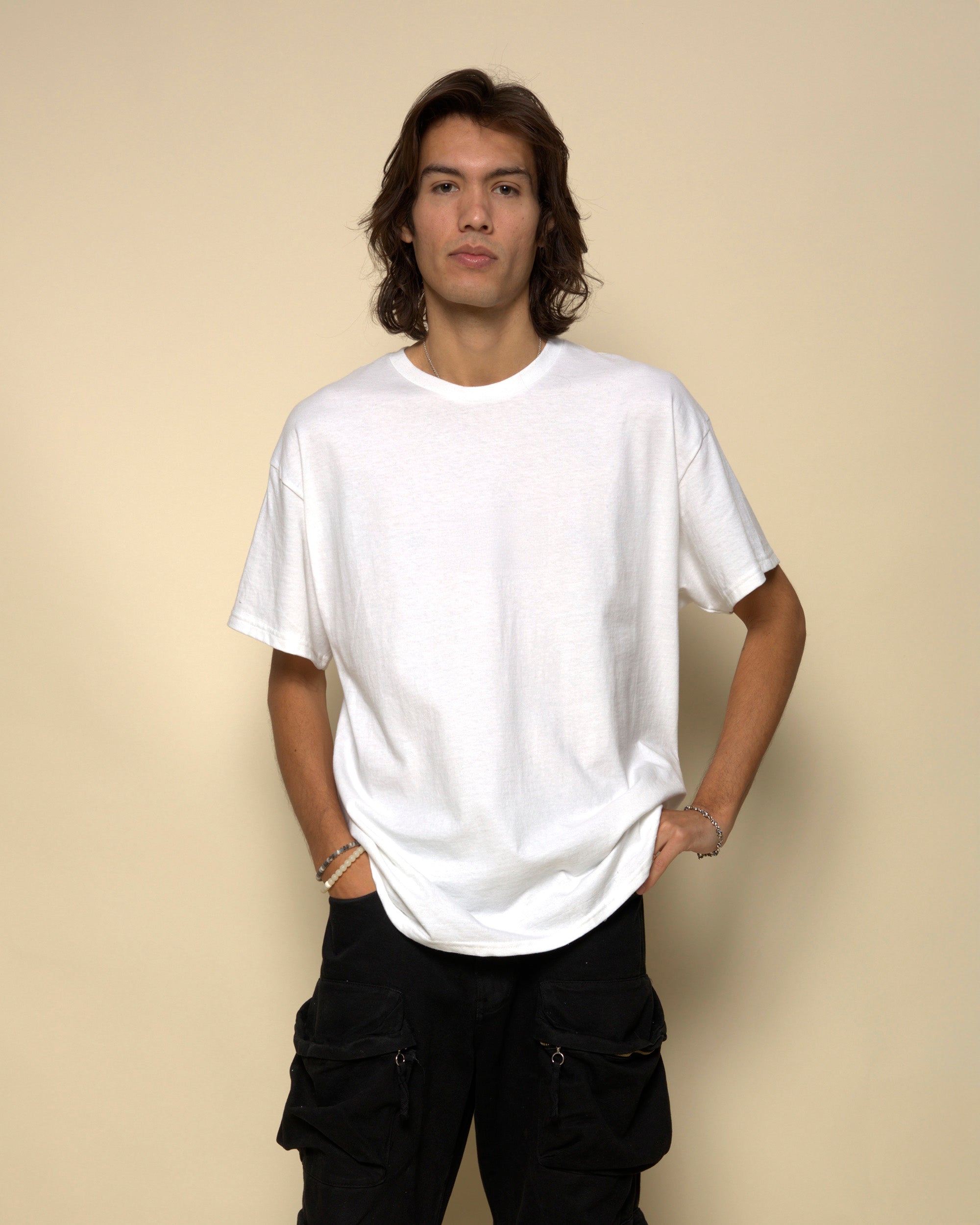 TEXT ME WHEN YOU'RE LONELY